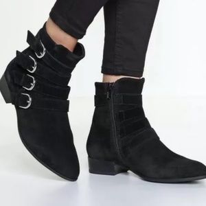 NWT Vagabond Shoemakers For Urban Outfitters Black Gigi
Bootie size 39
